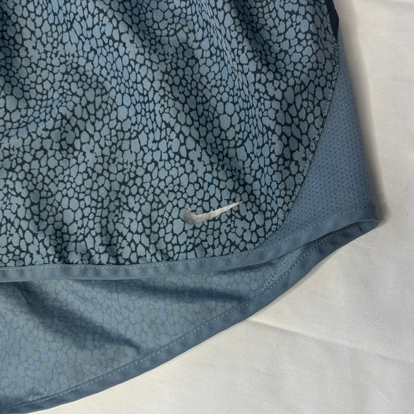 💙 Nike Dri-FIT Athletic Shorts Women’s Small Teal Pattern Drawstring Workout 💙 - Picture 8 of 13